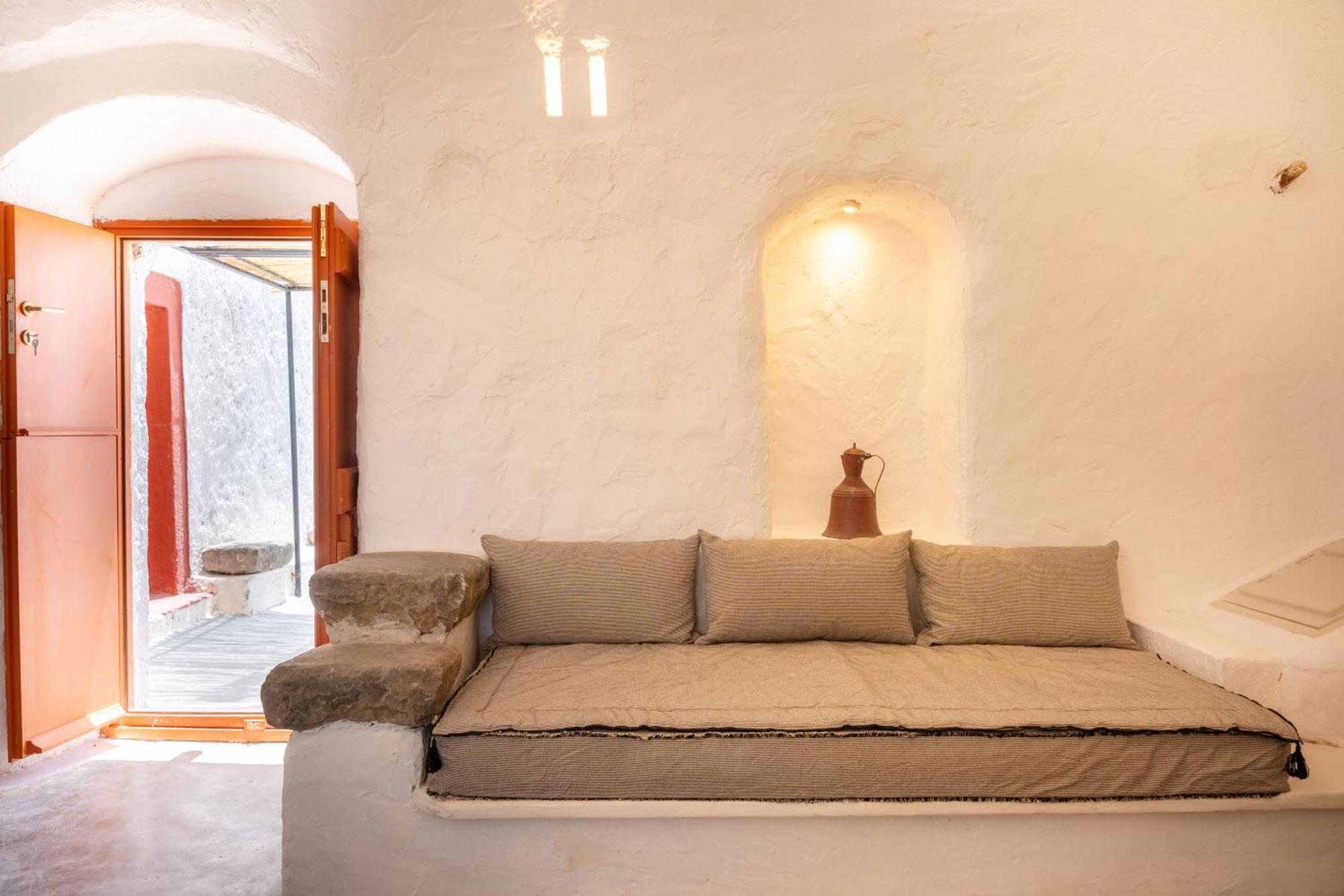 Santa Irini Retreat Hotel Therasia Eksteriør billede